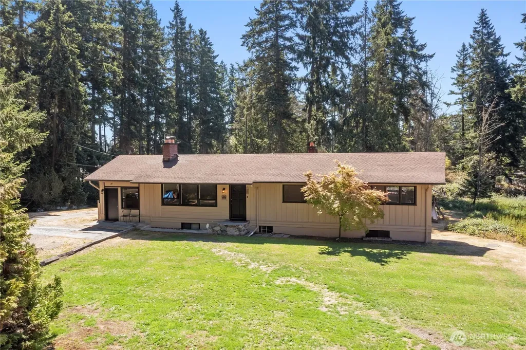 4803 Military Road E Tacoma WA 98446