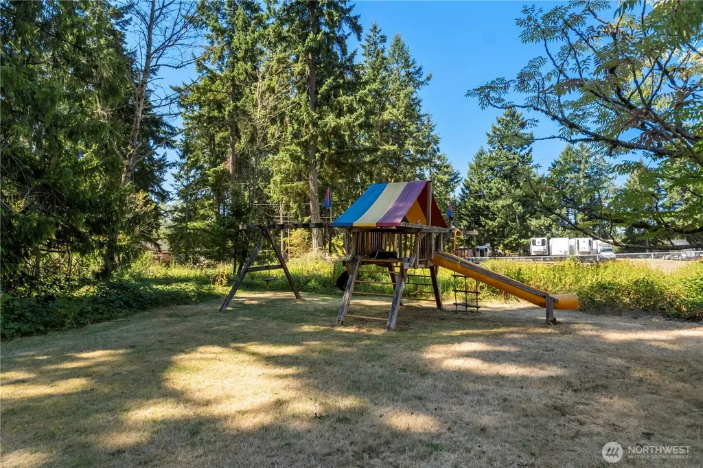 4803 Military Road E Tacoma WA 98446