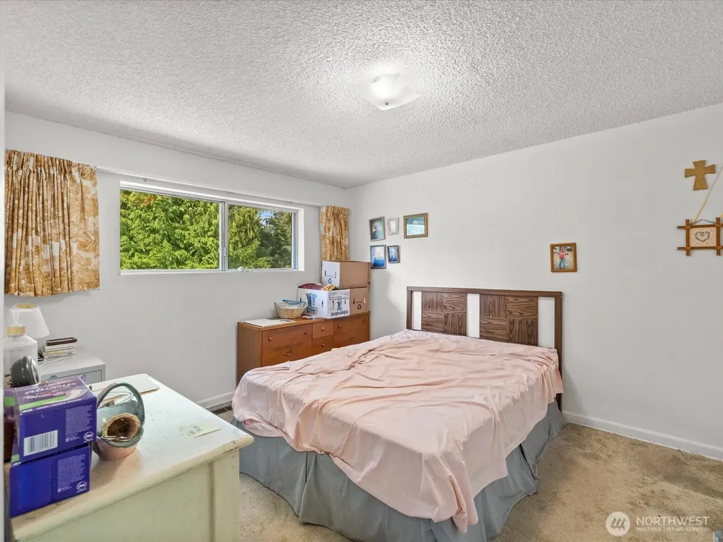 15031 78th Ave NE Kenmore WA 98028