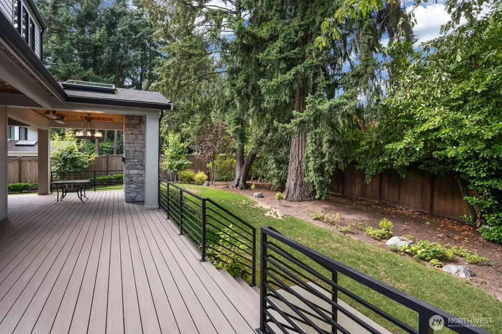10924 SE 24th Place Bellevue WA 98004