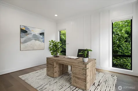 10924 SE 24th Place Bellevue WA 98004