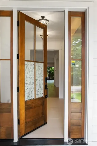 10924 SE 24th Place Bellevue WA 98004