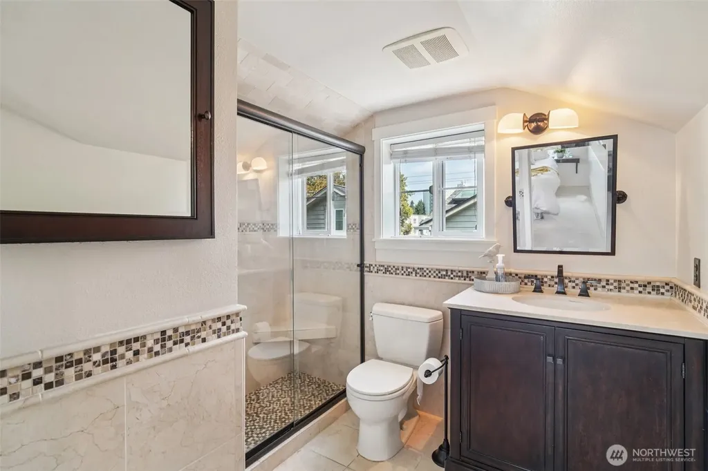6562 5th Avenue NE Seattle WA 98115