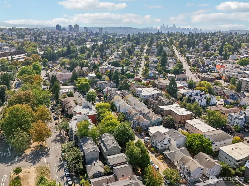 6562 5th Avenue NE Seattle WA 98115