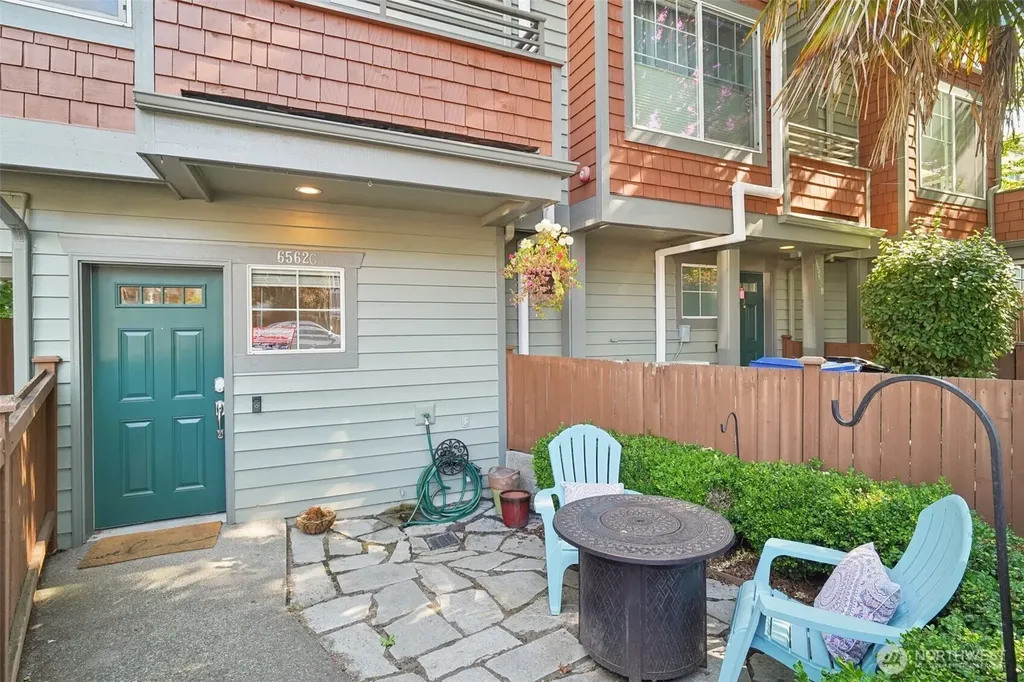 6562 5th Avenue NE Seattle WA 98115