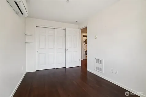 6562 5th Avenue NE Seattle WA 98115
