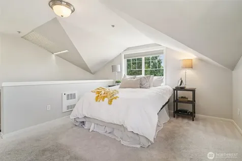 6562 5th Avenue NE Seattle WA 98115