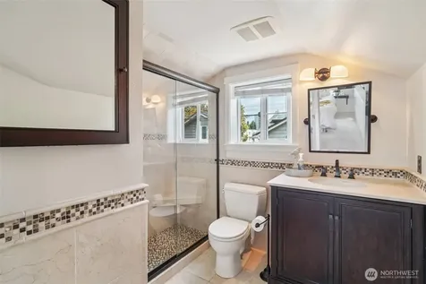 6562 5th Avenue NE Seattle WA 98115