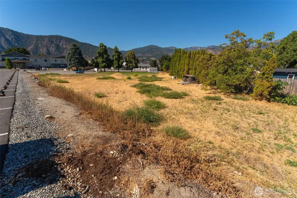 1 Wapato Court Manson WA 98831