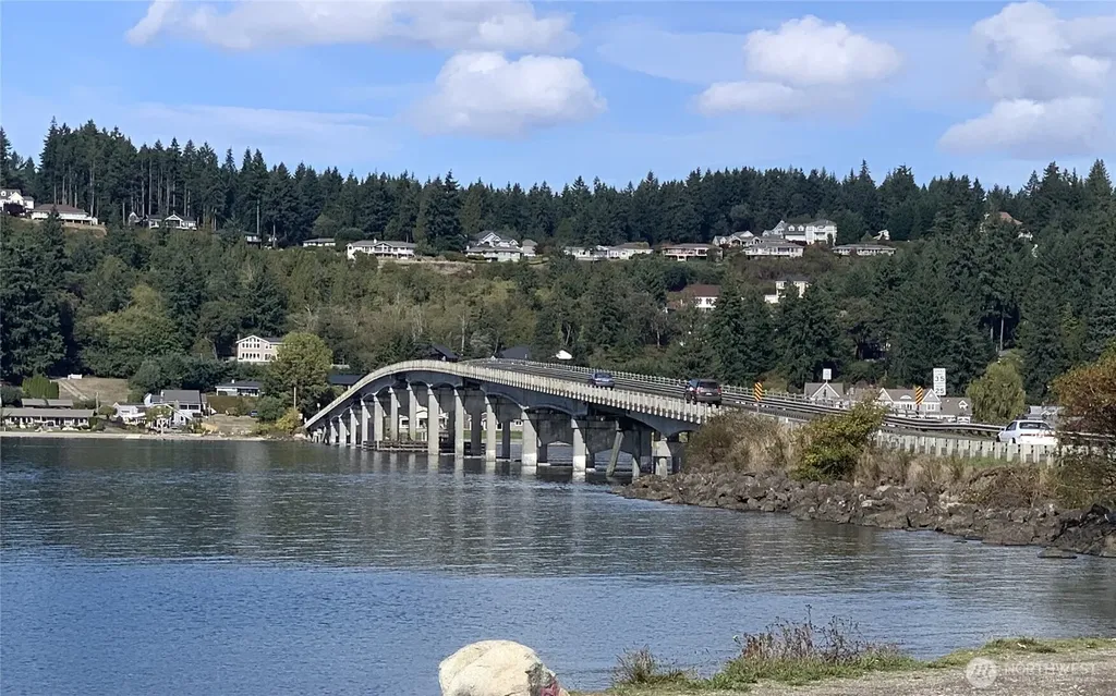 1239 Nooksack Drive Fox Island WA 98333