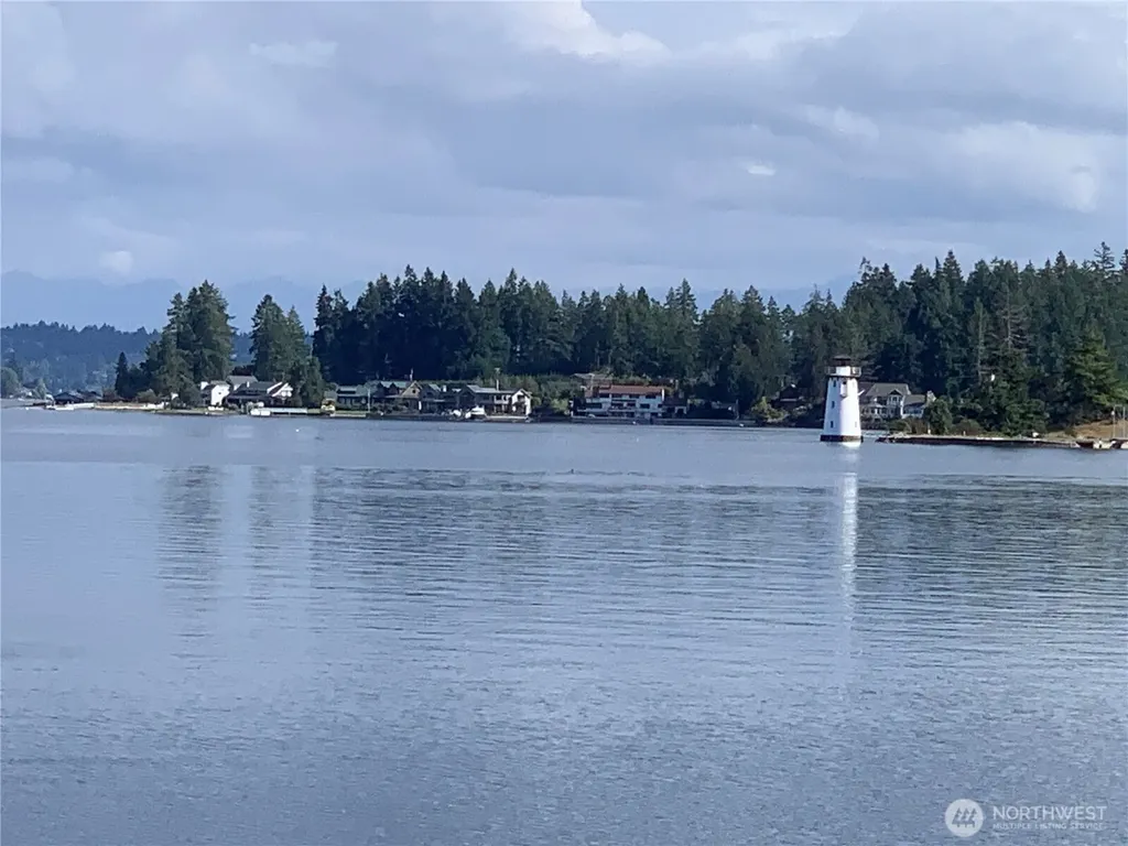 1239 Nooksack Drive Fox Island WA 98333