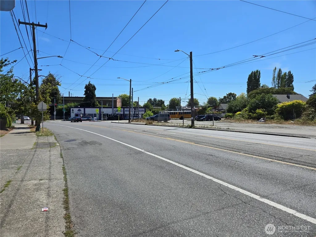 6211 Rainier Avenue S Seattle WA 98118
