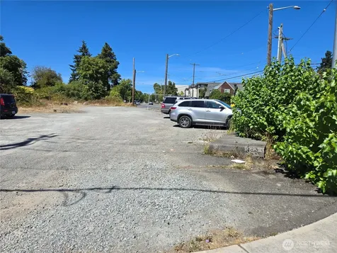 6211 Rainier Avenue S Seattle WA 98118