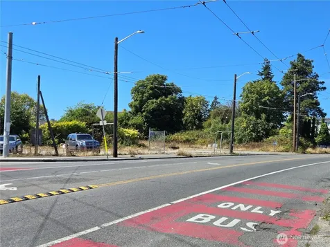 6211 Rainier Avenue S Seattle WA 98118