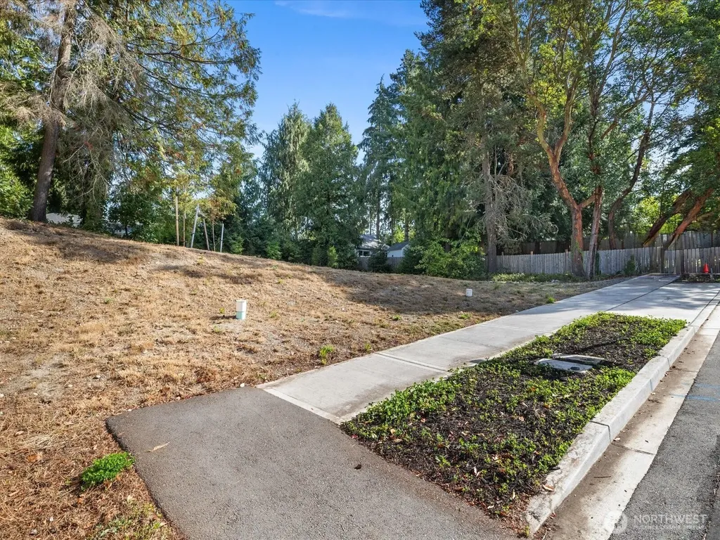 1434 NE 166th Court Shoreline WA 98155