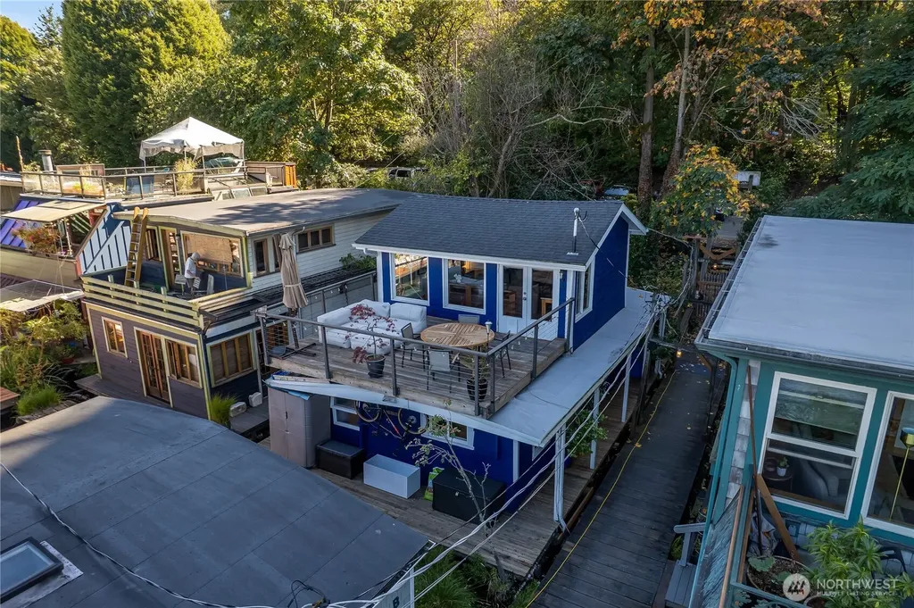 2766 Westlake Avenue N Seattle WA 98109