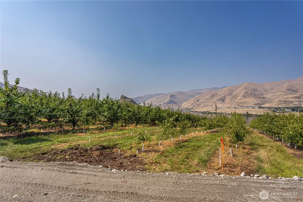 13512 Us Highway 2 East Wenatchee WA 98802