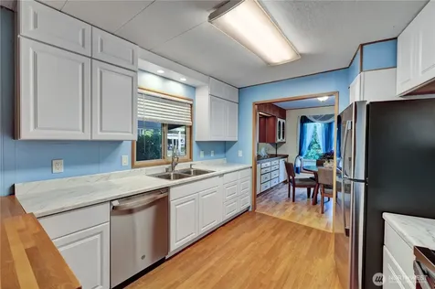 18425 NE 95th Street Redmond WA 98052