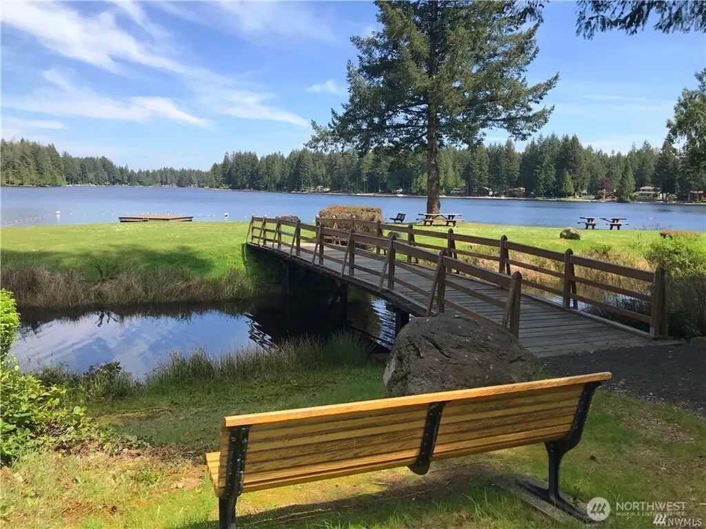 31 E Tintagel Place Shelton WA 98584