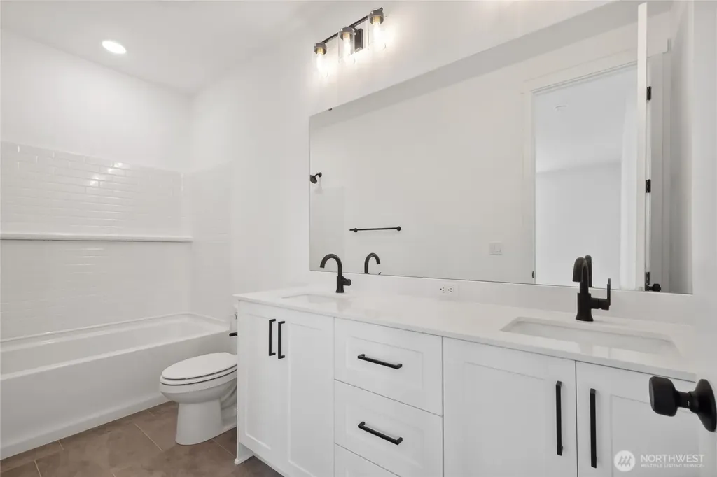 20307 Eagle Lane E Bonney Lake WA 98391