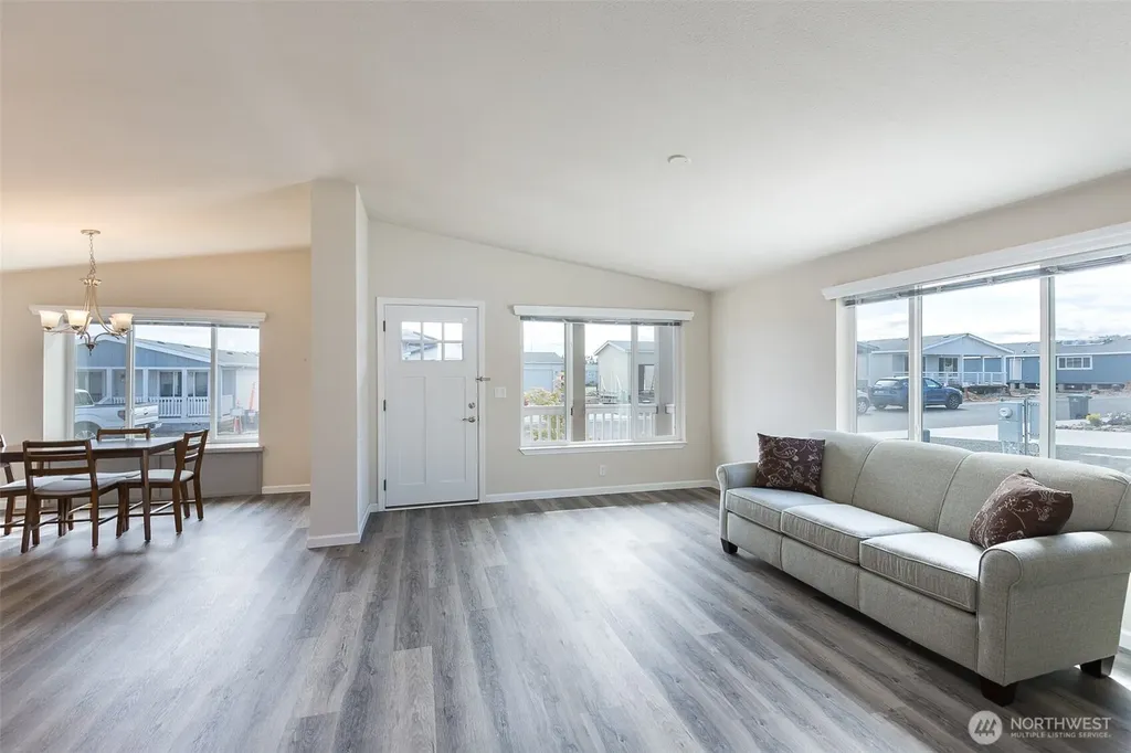 883 N Rock Rose Avenue Sequim WA 98382