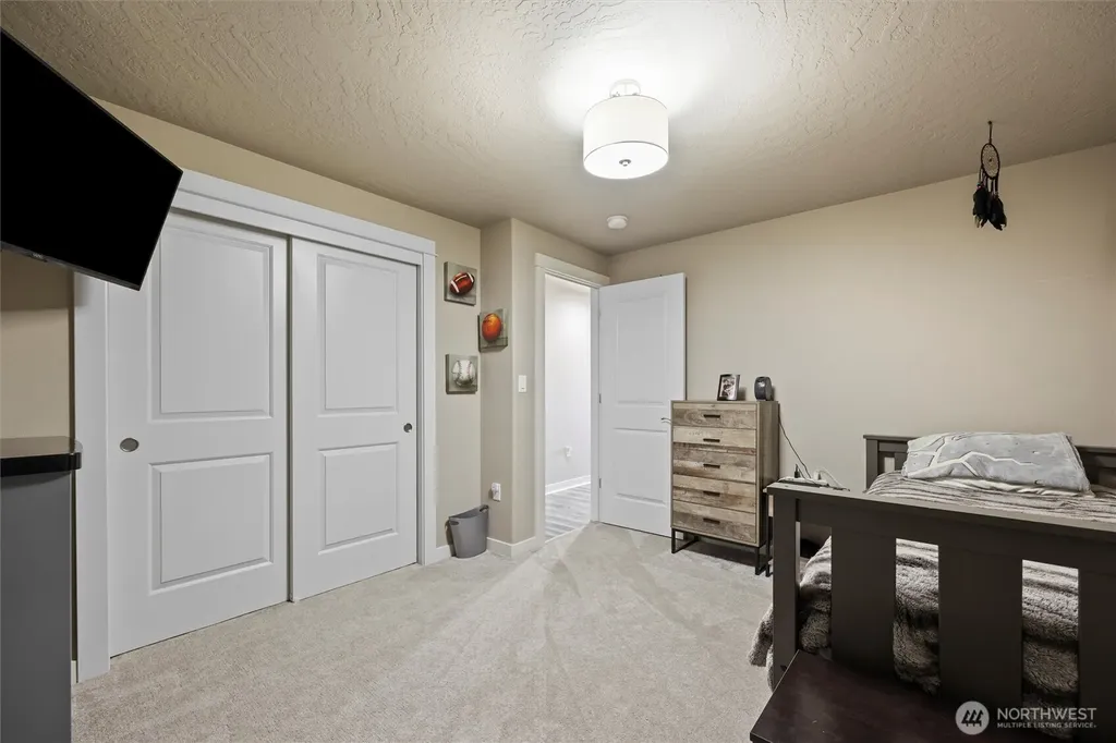 4019 Queen Street West Richland WA 99353