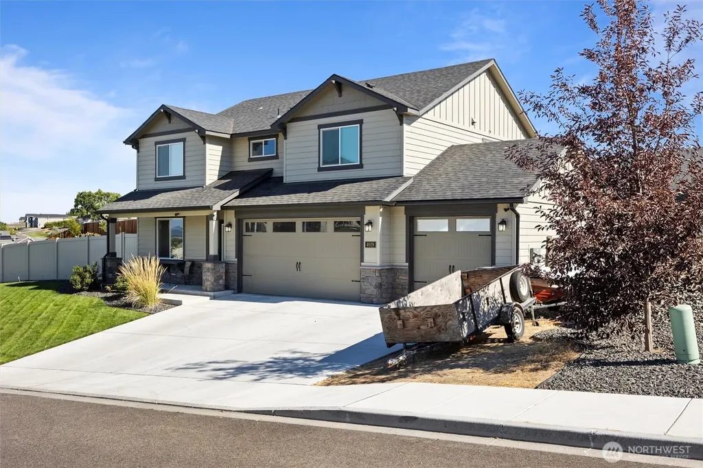 4019 Queen Street West Richland WA 99353