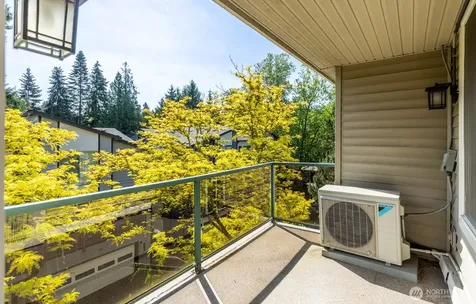 6831 NE 170th Street Kenmore WA 98028