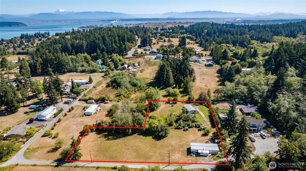 5824 Haddon Lane Anacortes WA 98221