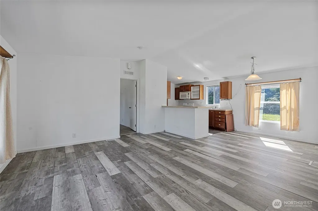 5824 Haddon Lane Anacortes WA 98221
