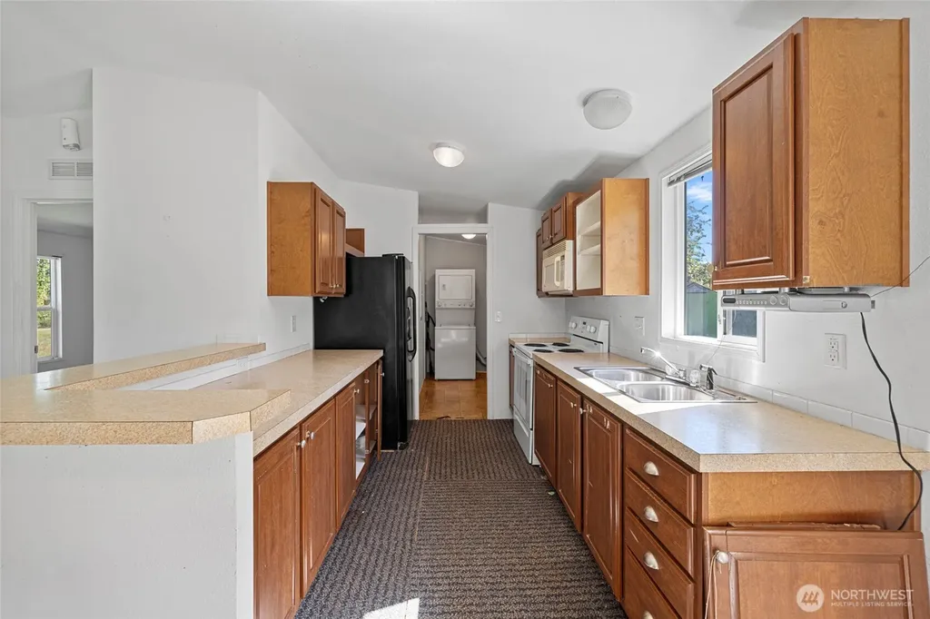 5824 Haddon Lane Anacortes WA 98221