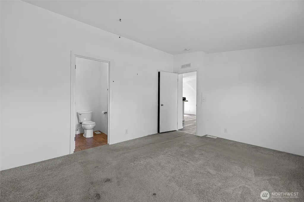 5824 Haddon Lane Anacortes WA 98221