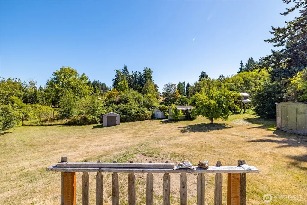 5824 Haddon Lane Anacortes WA 98221