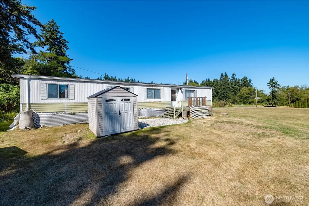 5824 Haddon Lane Anacortes WA 98221