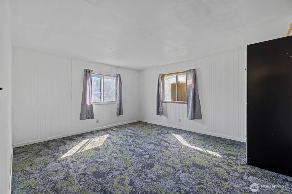5824 Haddon Lane Anacortes WA 98221