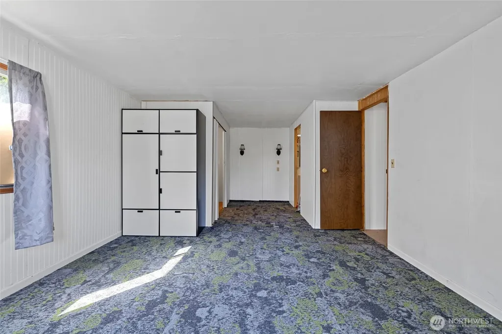 5824 Haddon Lane Anacortes WA 98221
