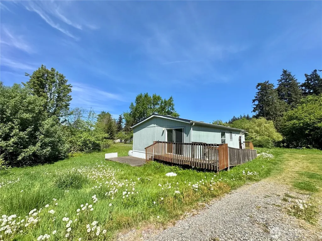 5824 Haddon Lane Anacortes WA 98221