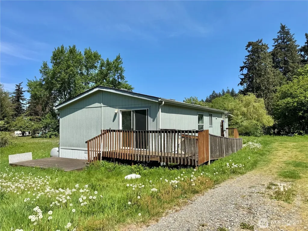 5824 Haddon Lane Anacortes WA 98221