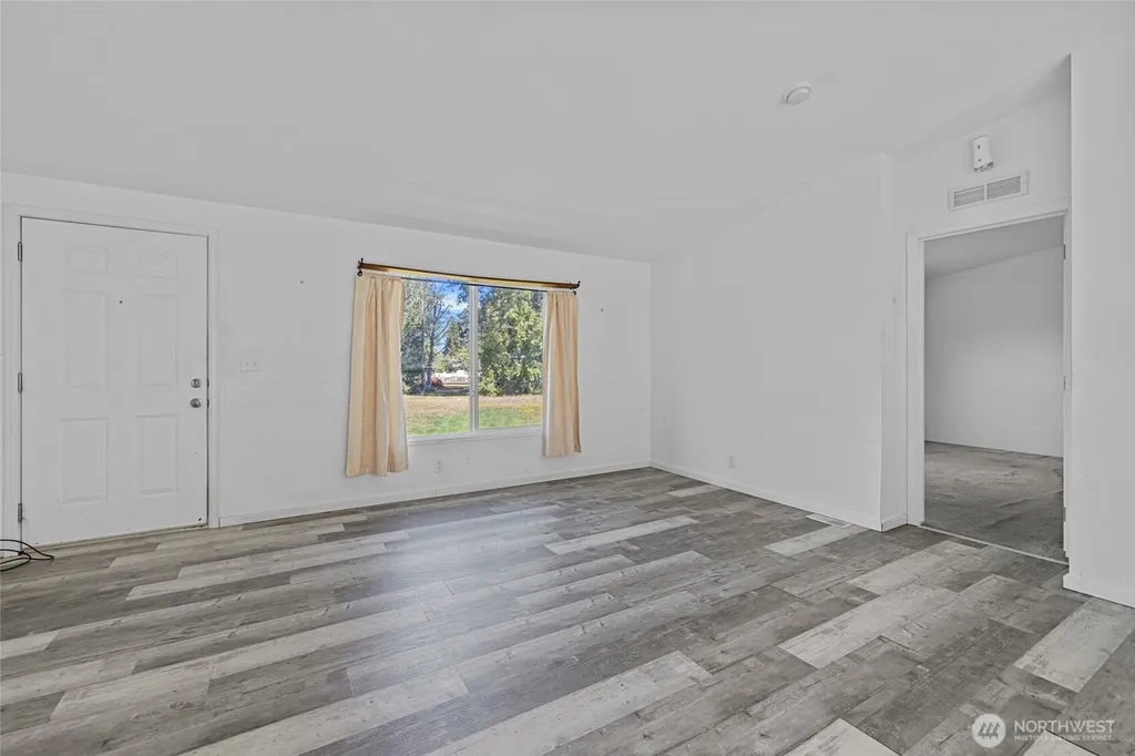 5824 Haddon Lane Anacortes WA 98221
