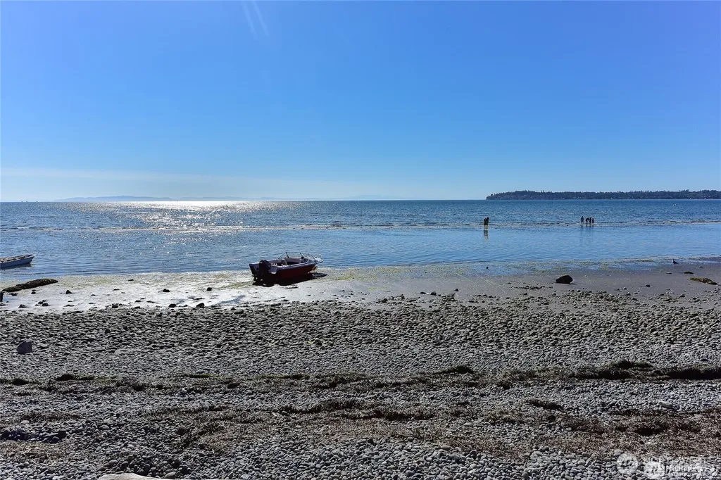 7806 Birch Bay Drive Blaine WA 98230