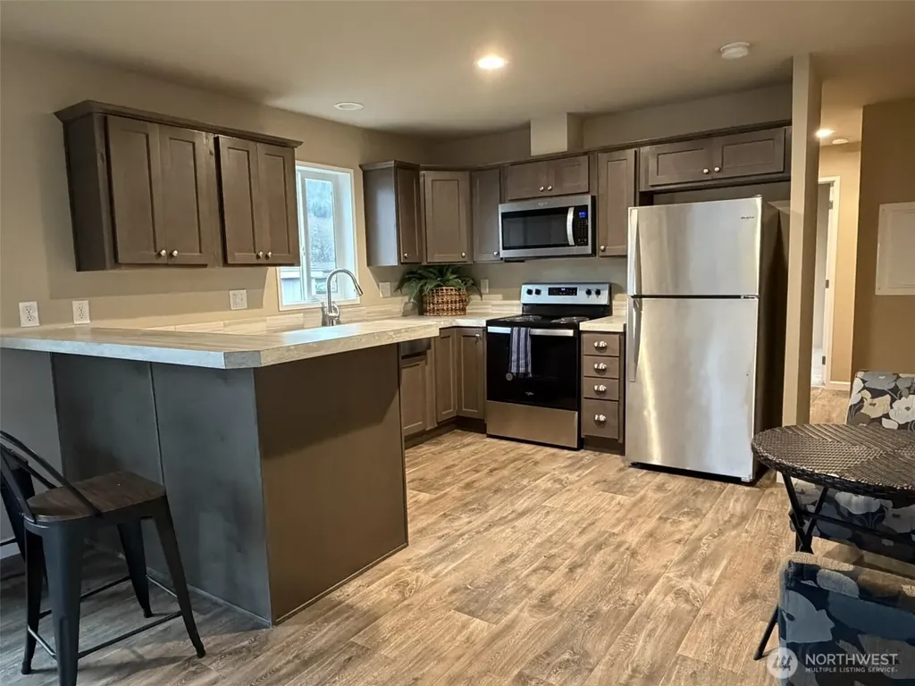 2010 Broadway Avenue Hoquiam WA 98550