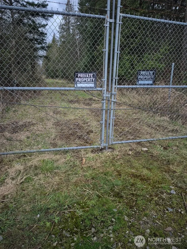 2046 Burk Road Blaine WA 98230