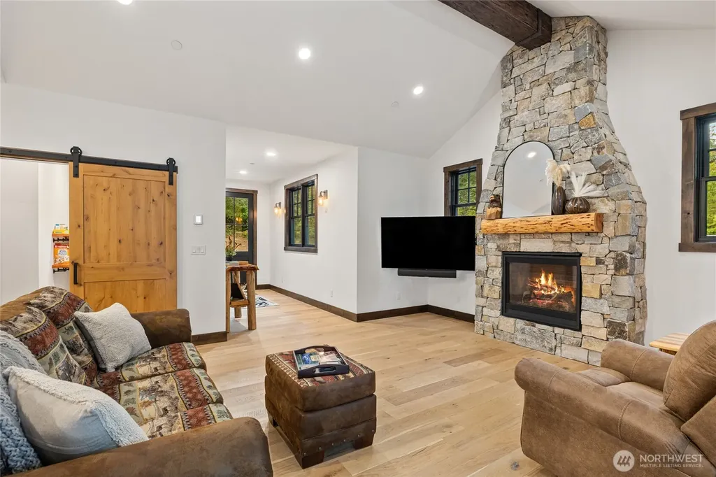 140 Big Rock Lane Cle Elum WA 98922