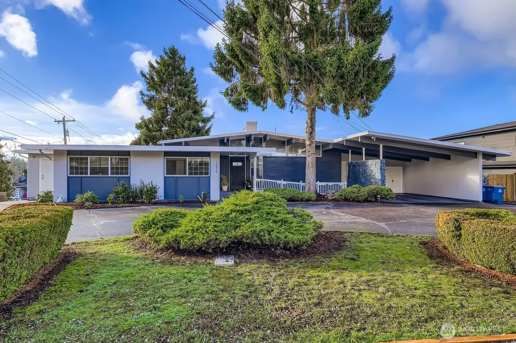 17926 73rd Avenue W Edmonds WA 98026