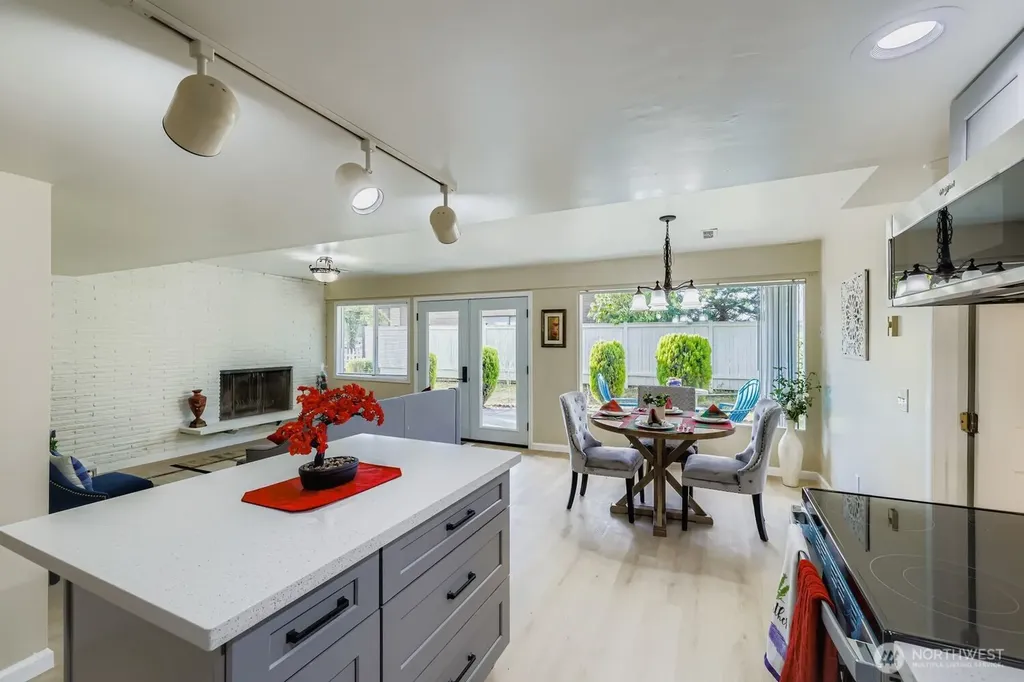 17926 73rd Avenue W Edmonds WA 98026