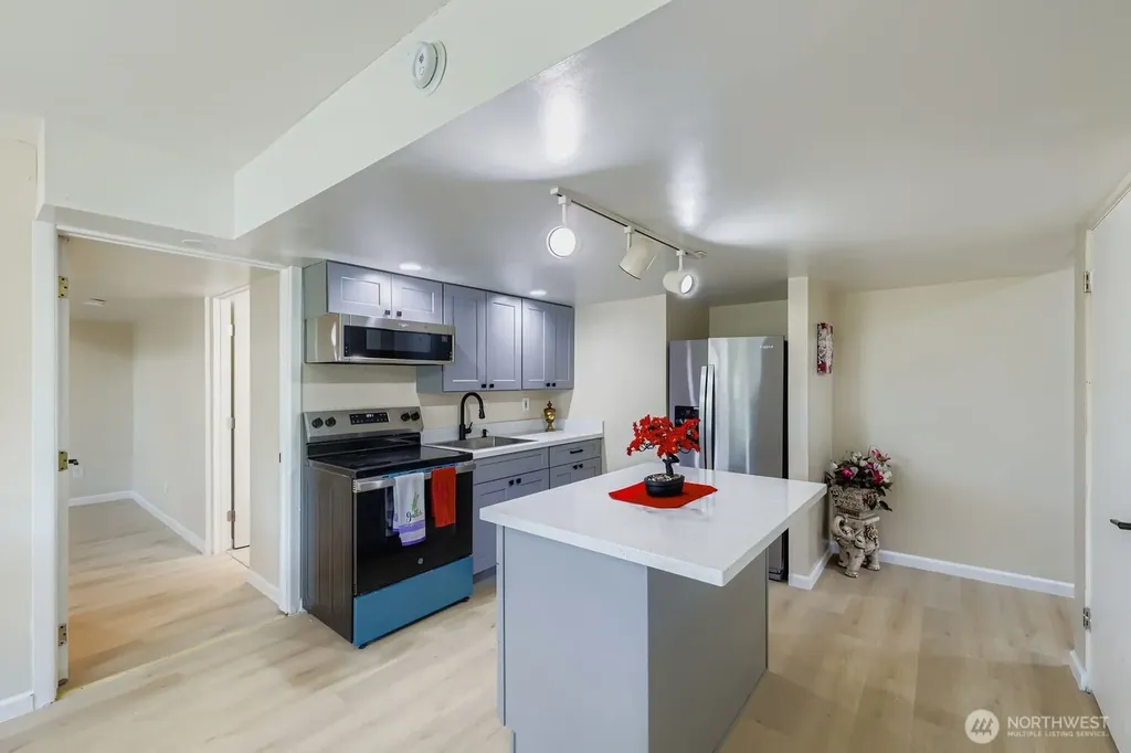 17926 73rd Avenue W Edmonds WA 98026