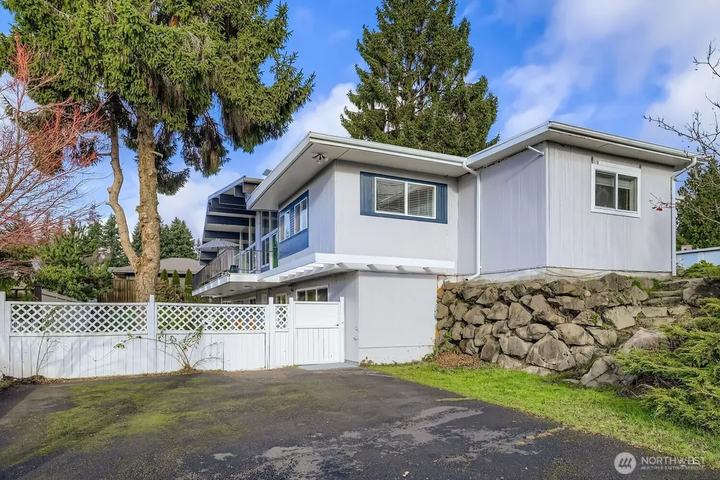 17926 73rd Avenue W Edmonds WA 98026