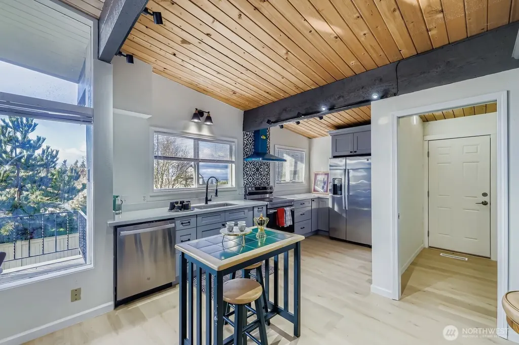 17926 73rd Avenue W Edmonds WA 98026