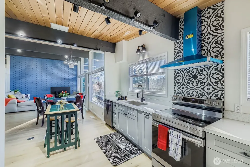 17926 73rd Avenue W Edmonds WA 98026