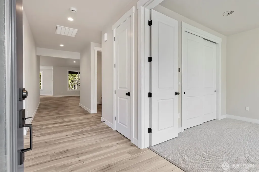 1529 Lockridge Loop E Enumclaw WA 98022